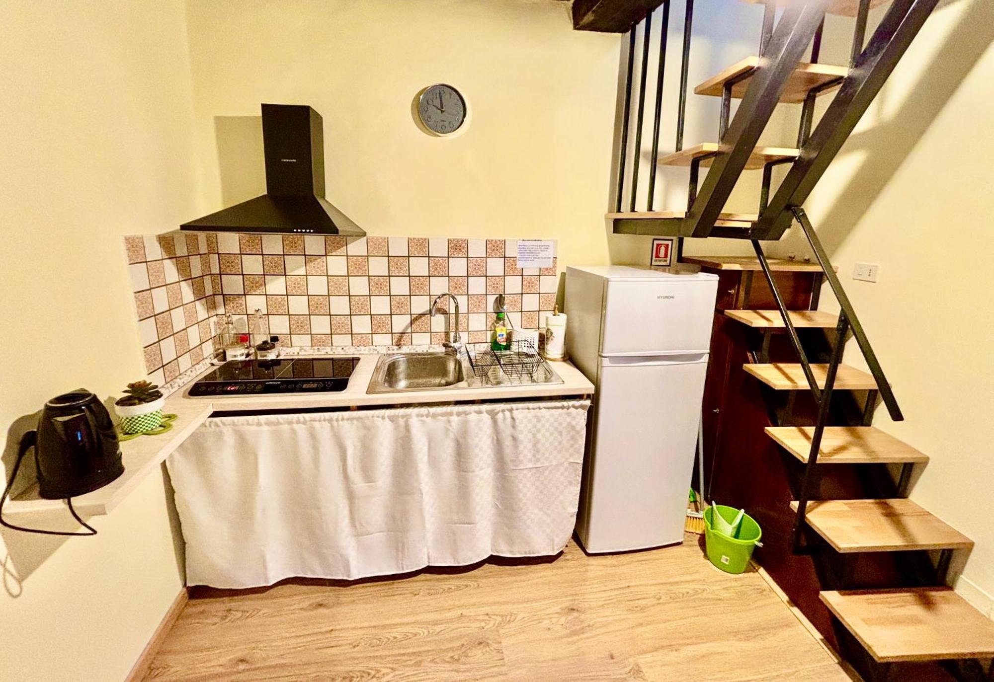 Red House Apartment Gubbio Exterior photo